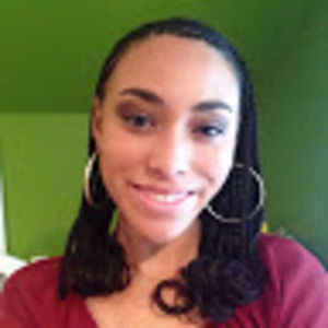 Meet your Posher, Raegan